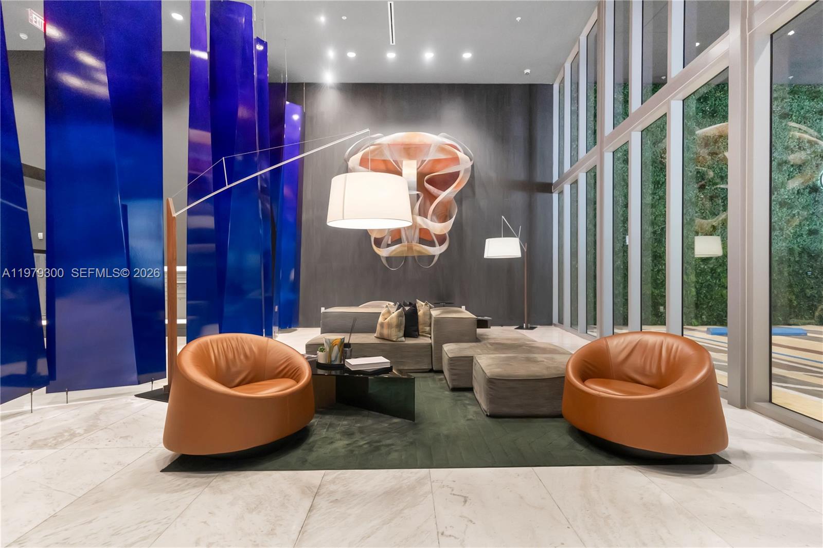 QUADRO CONDO - Residential