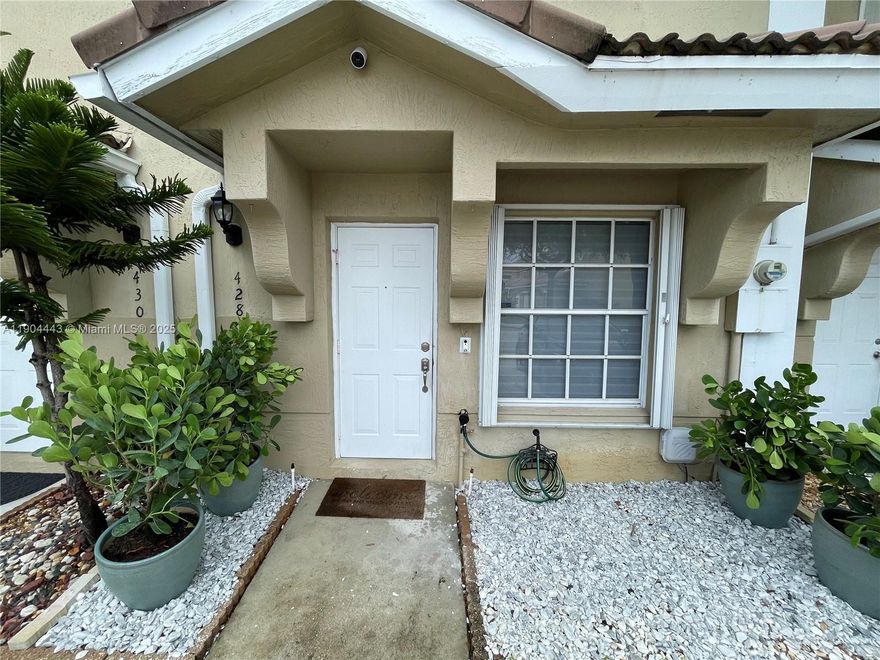 Welcome to Pelican Point, one of Pembroke Pines’ most desirable gated communities. This beautifully remodeled 2-bedroom, 2.5-bathroom townhome offers modern living space and is move-in ready. Step inside to an inviting open-concept layout featuring updated finishes throughout, a stylish kitchen, and beautifully renovated bathrooms. The home offers a bright and airy ambiance, ideal for comfortable living and entertaining. Enjoy two assigned parking spaces, and plenty of visitor parking. The community features low HOA fees, which include internet, cable, lawn maintenance, and access to resort-style amenities.
Conveniently located near shopping, dining, parks, and major highways, this home provides both comfort and convenience. Don’t miss the opportunity to make this stunning townhome yours!