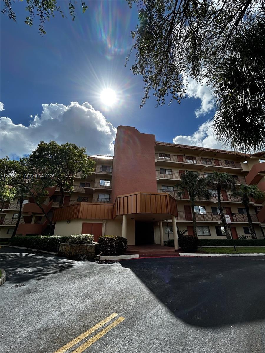 PLANTATION FOREST CONDO - Residential
