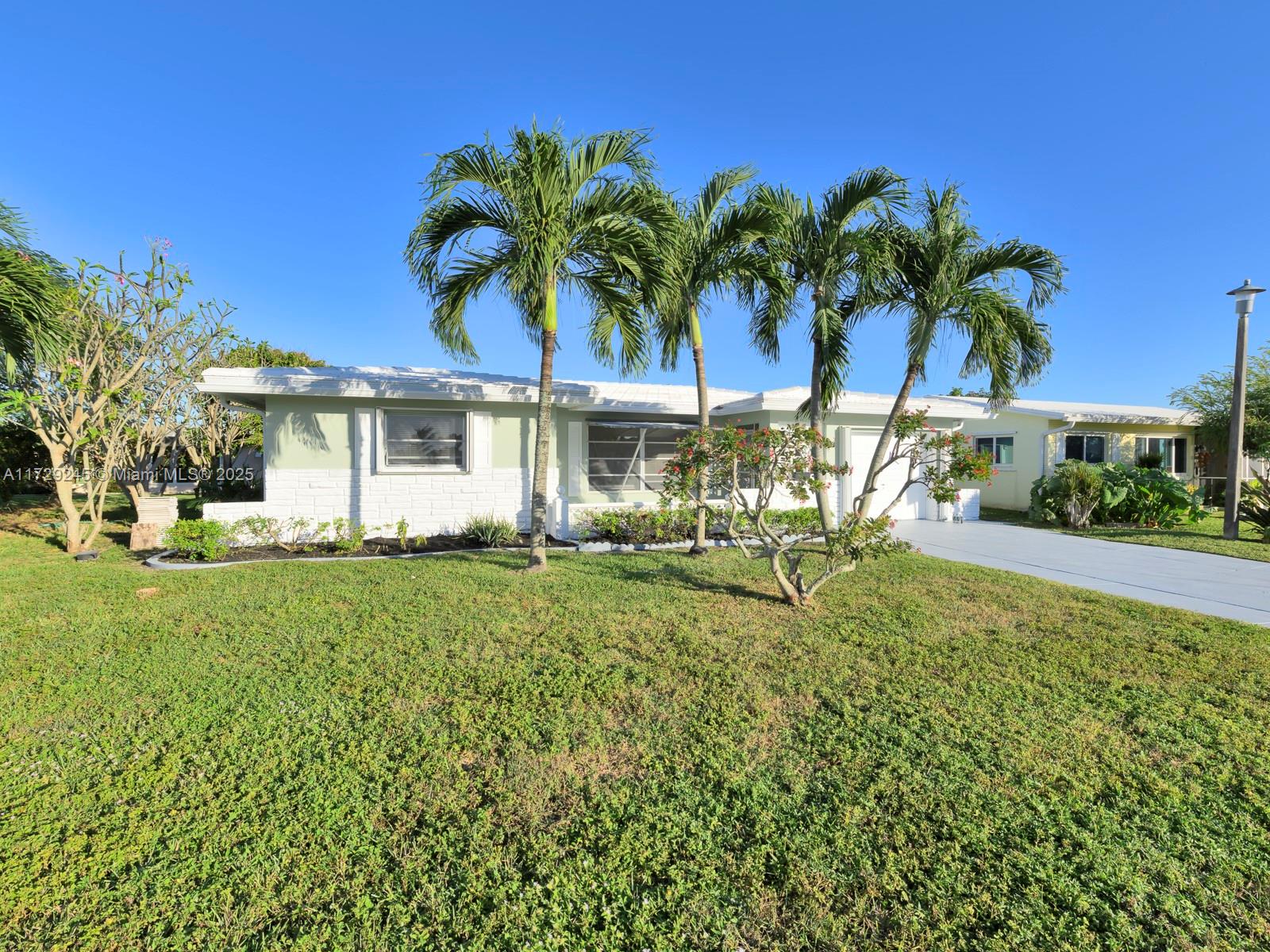 1070 Nw 68th Ter, Margate, Broward County, Florida - 2 Bedrooms  
2 Bathrooms - 