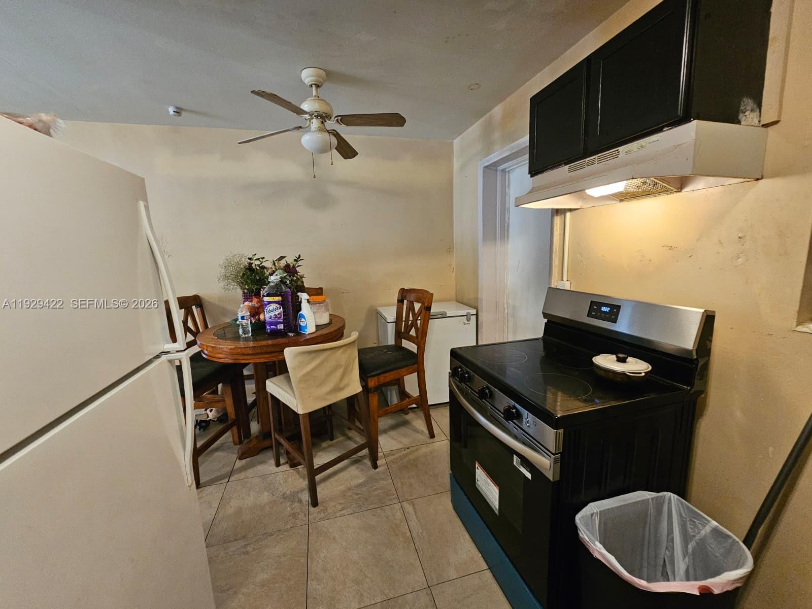 VERA VILLAS 2ND SEC - Residential