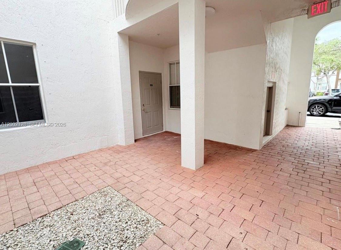 COURTYARDS THREE CONDO - Residential Lease