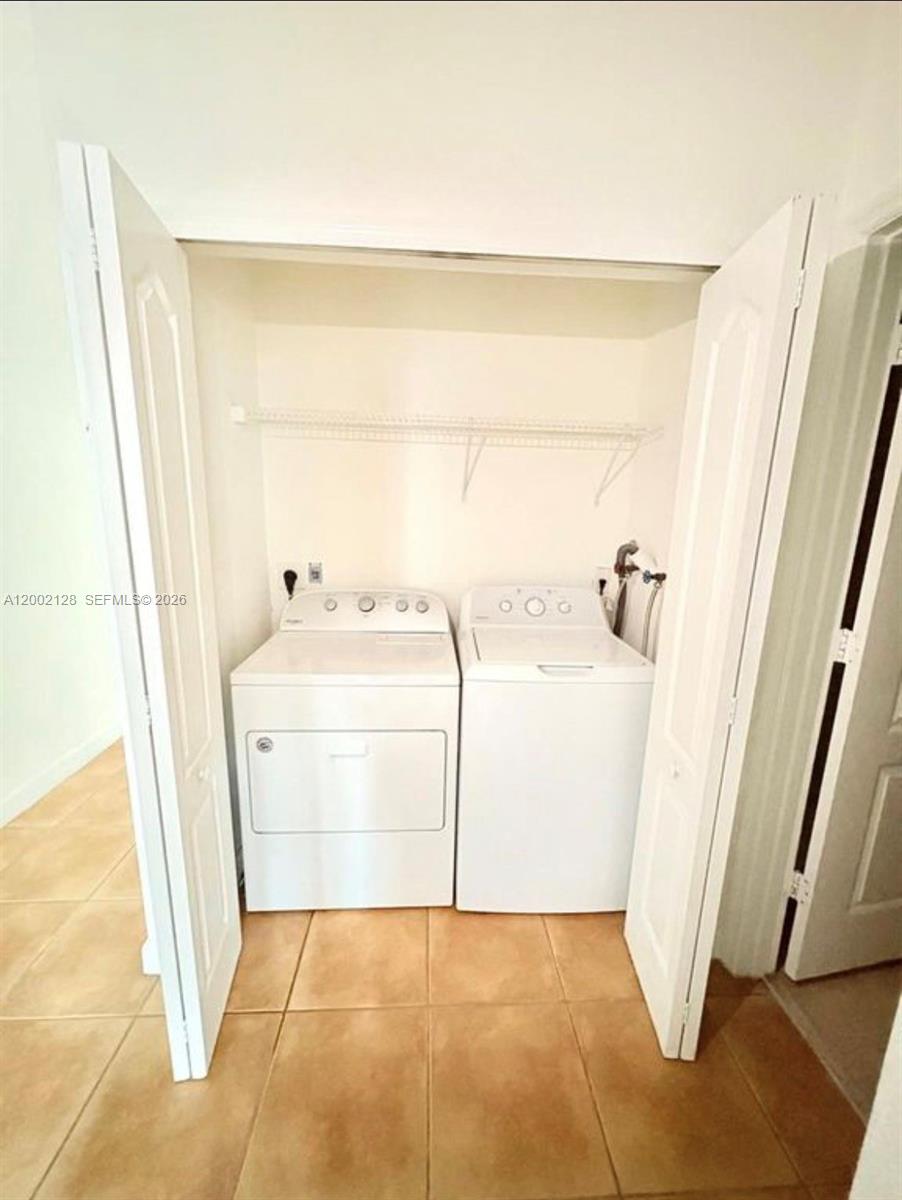 COURTYARDS THREE CONDO - Residential Lease