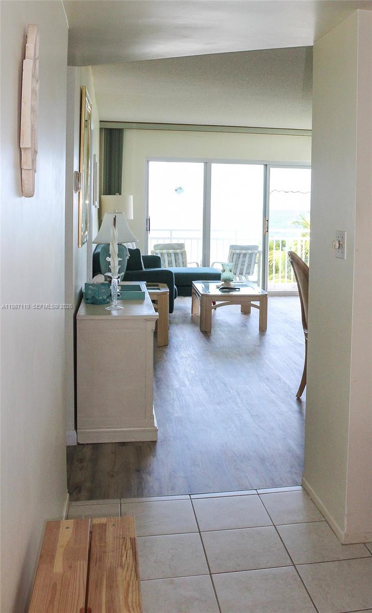 JADE BEACH VILLAS CONDO - Residential Lease