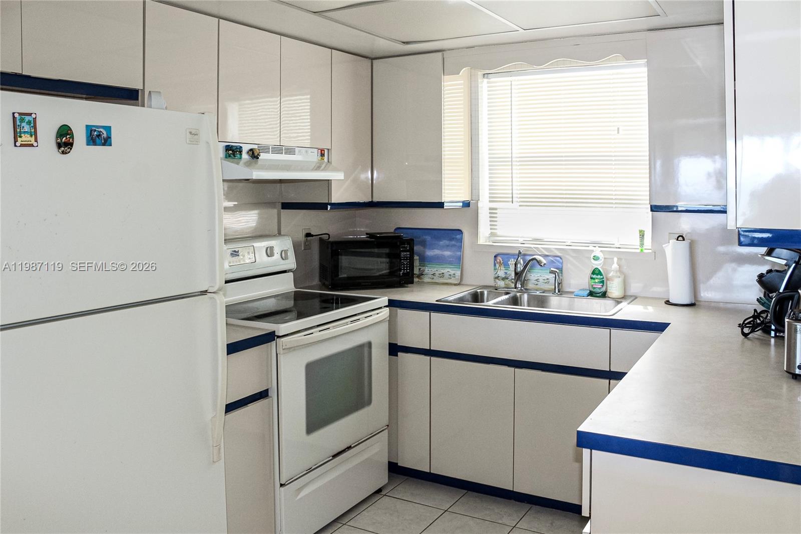 JADE BEACH VILLAS CONDO - Residential Lease