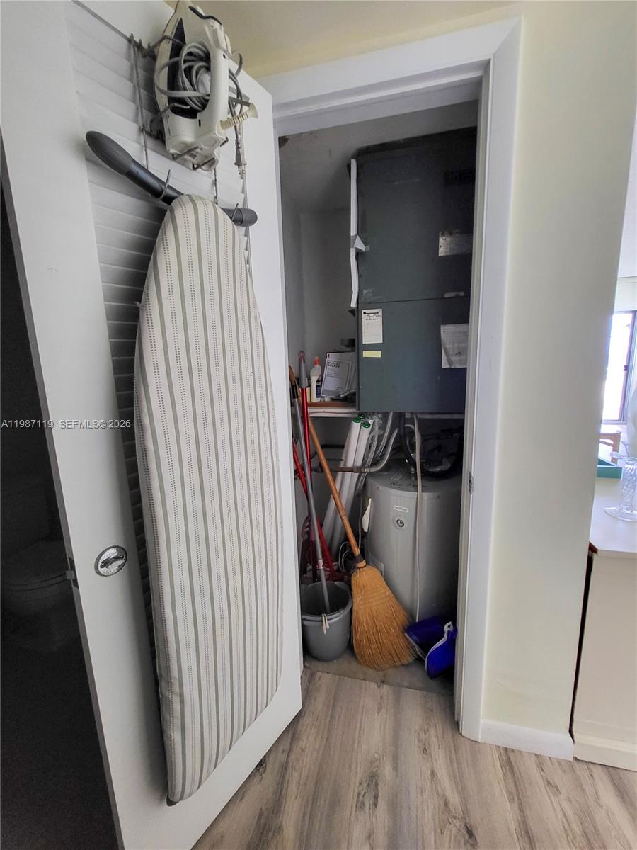 JADE BEACH VILLAS CONDO - Residential Lease