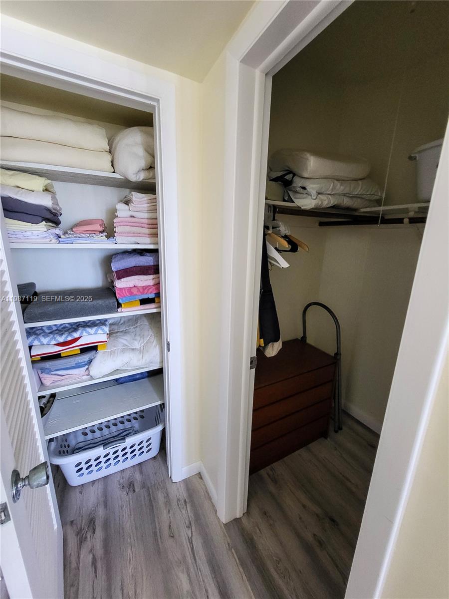 JADE BEACH VILLAS CONDO - Residential Lease