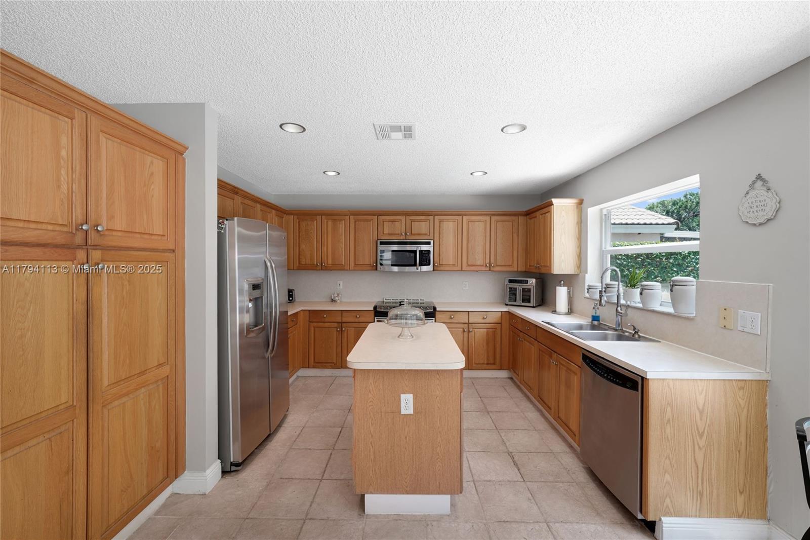 CHAPEL TRAIL II - Residential