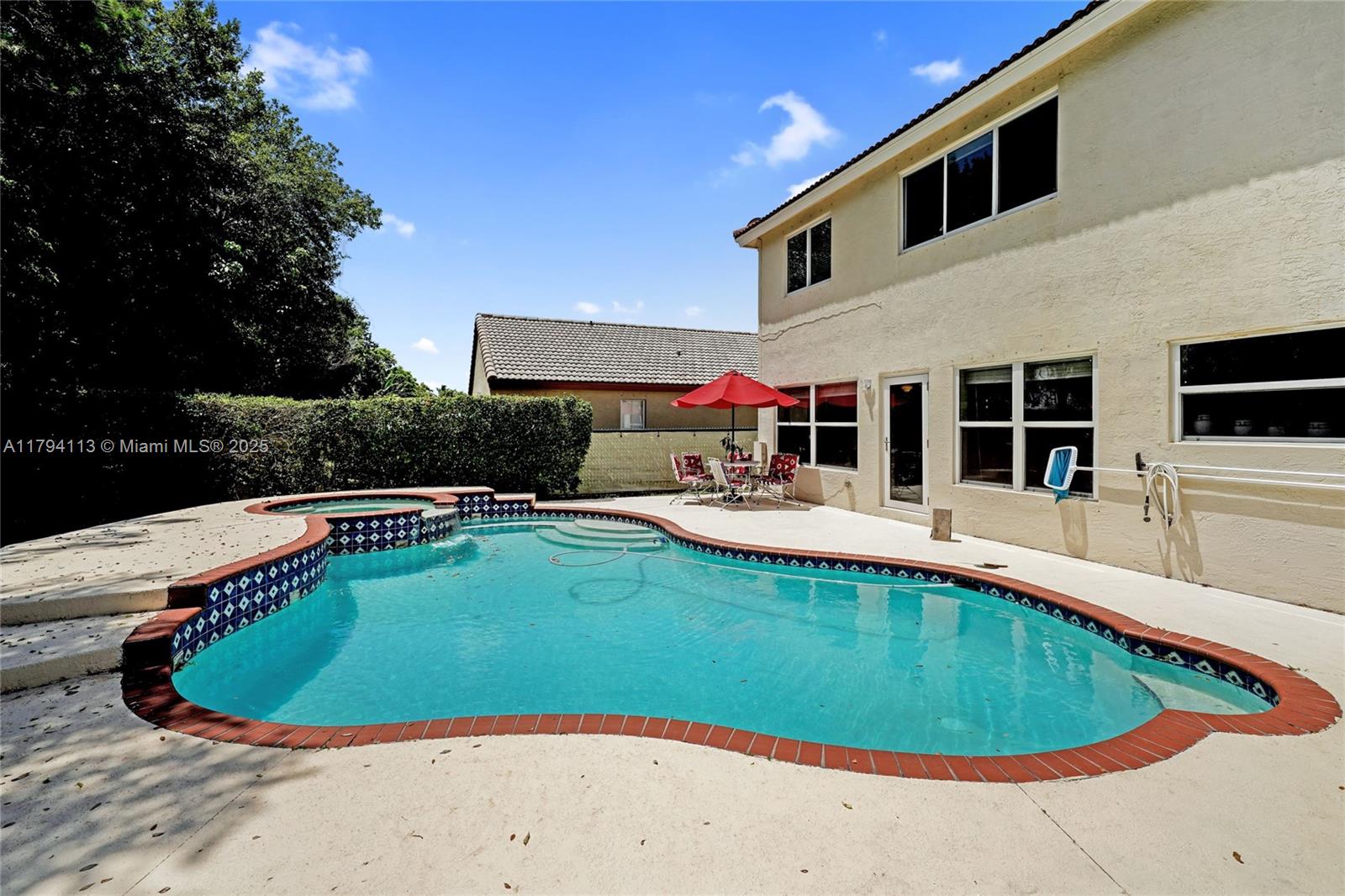 CHAPEL TRAIL II - Residential