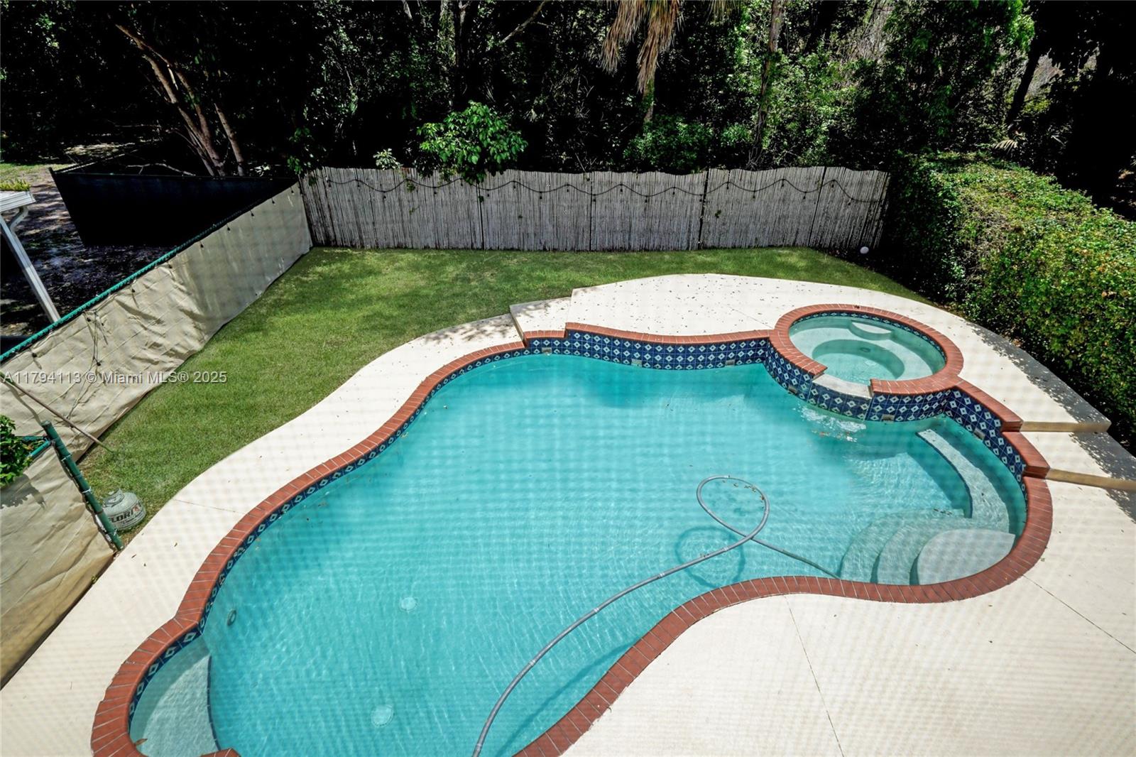 CHAPEL TRAIL II - Residential