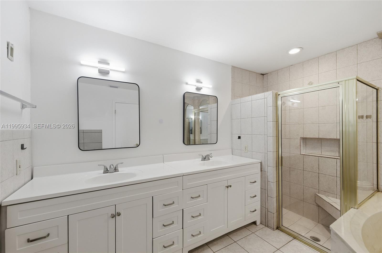 CYPRESS GLEN - Residential Lease