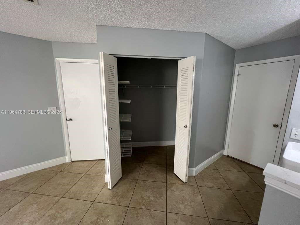 SUMMERBREEZE CONDO - Residential