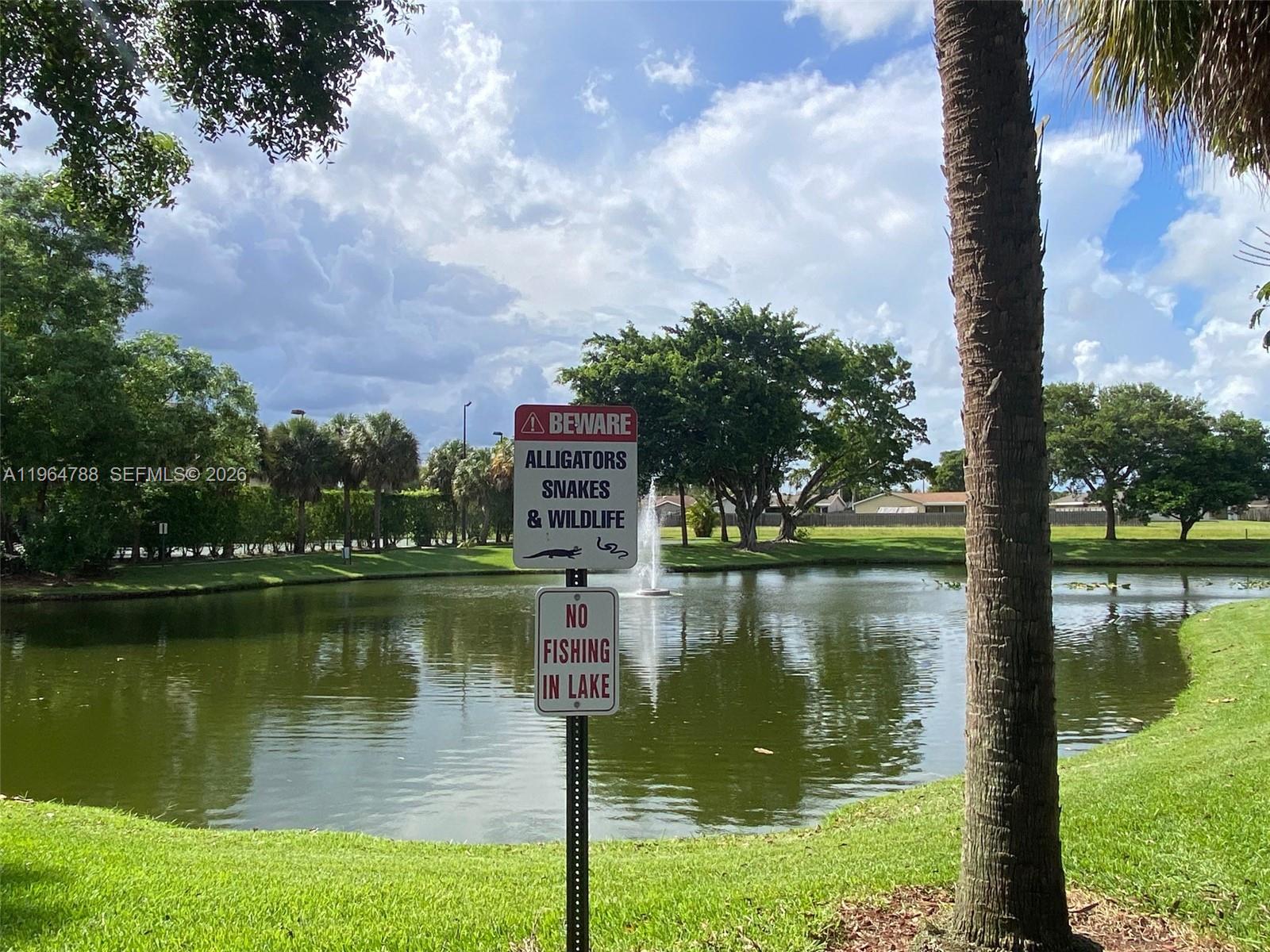 SUMMERBREEZE CONDO - Residential