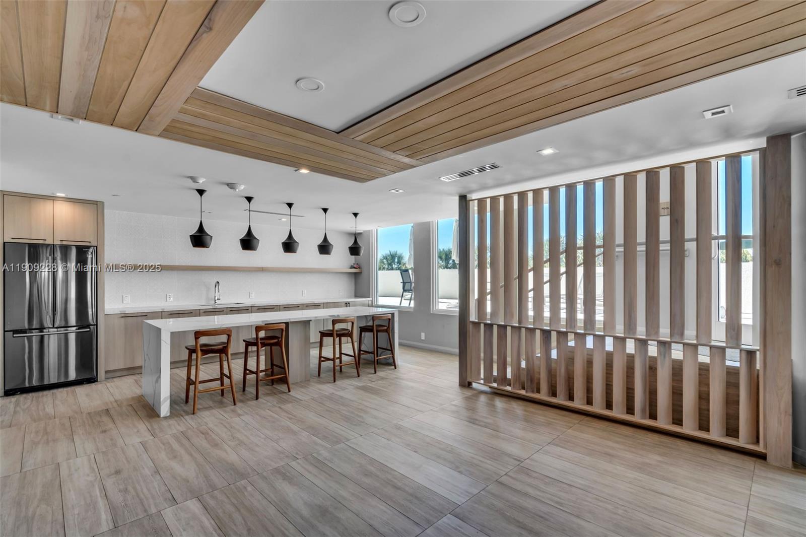 KING DAVID TOWERS CONDO - Residential Lease