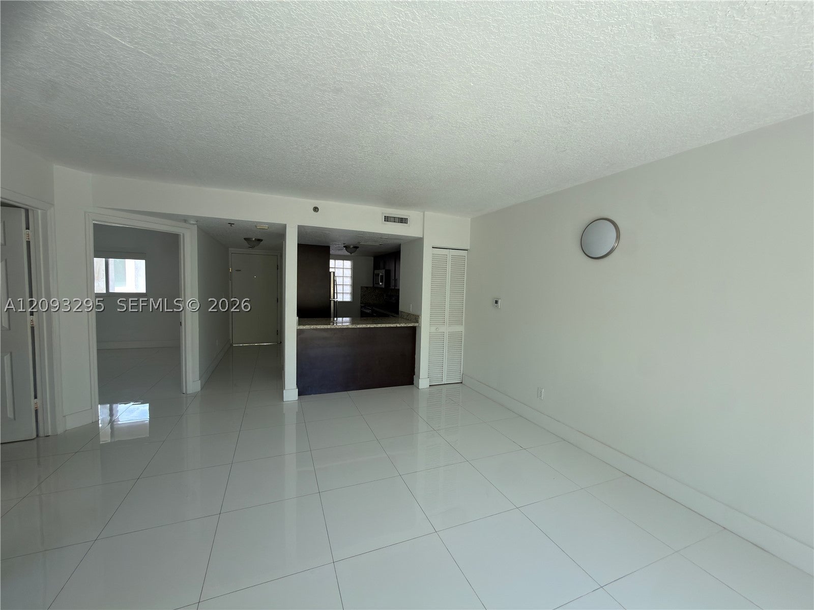 695 SW 11th St 204