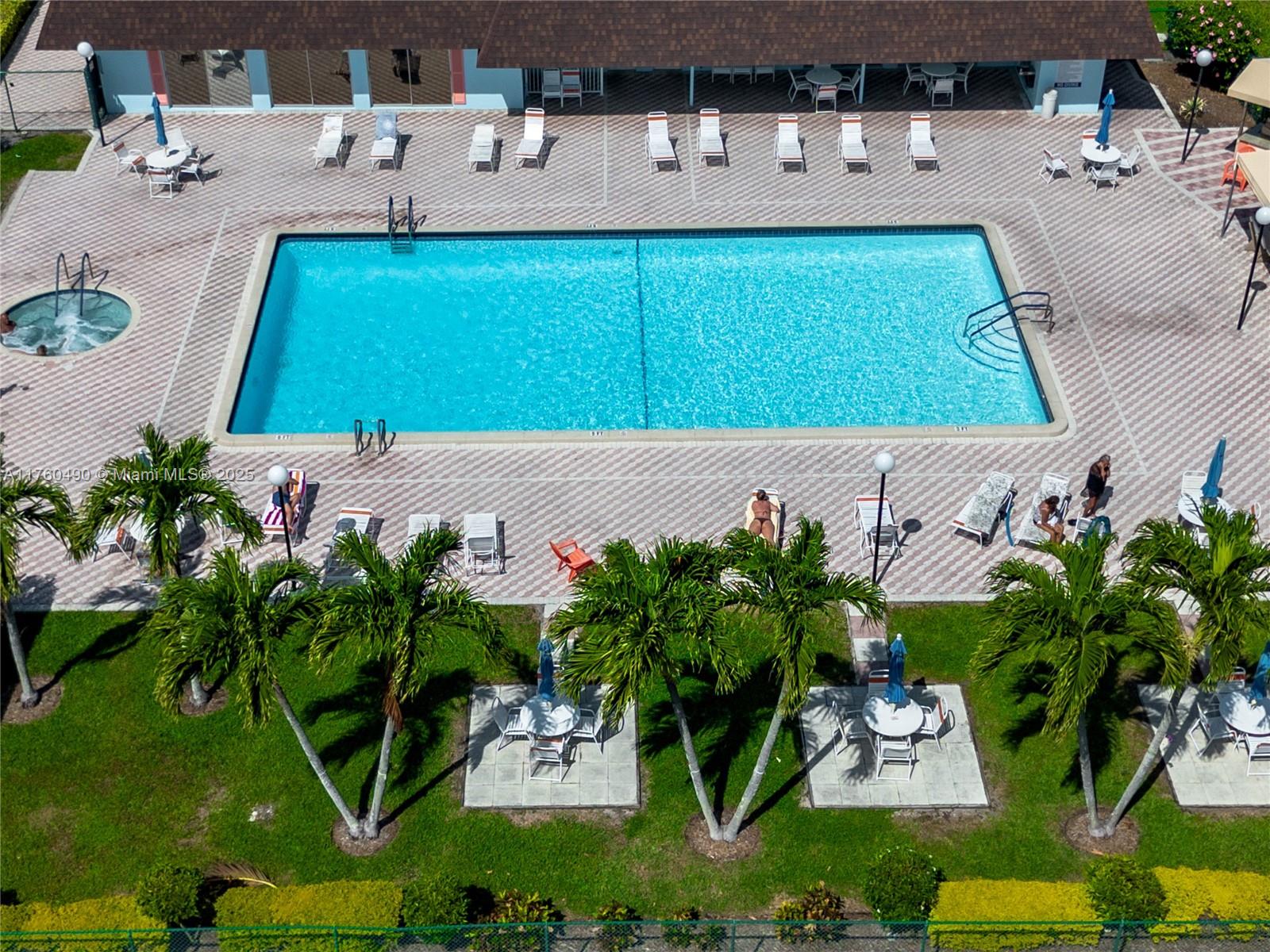 PINES OF DELRAY CONDO - Residential