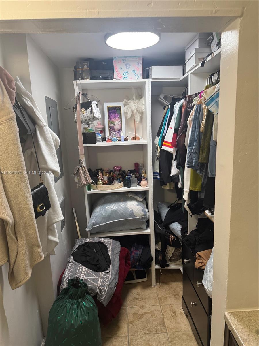 THE TROPICS - Residential Lease