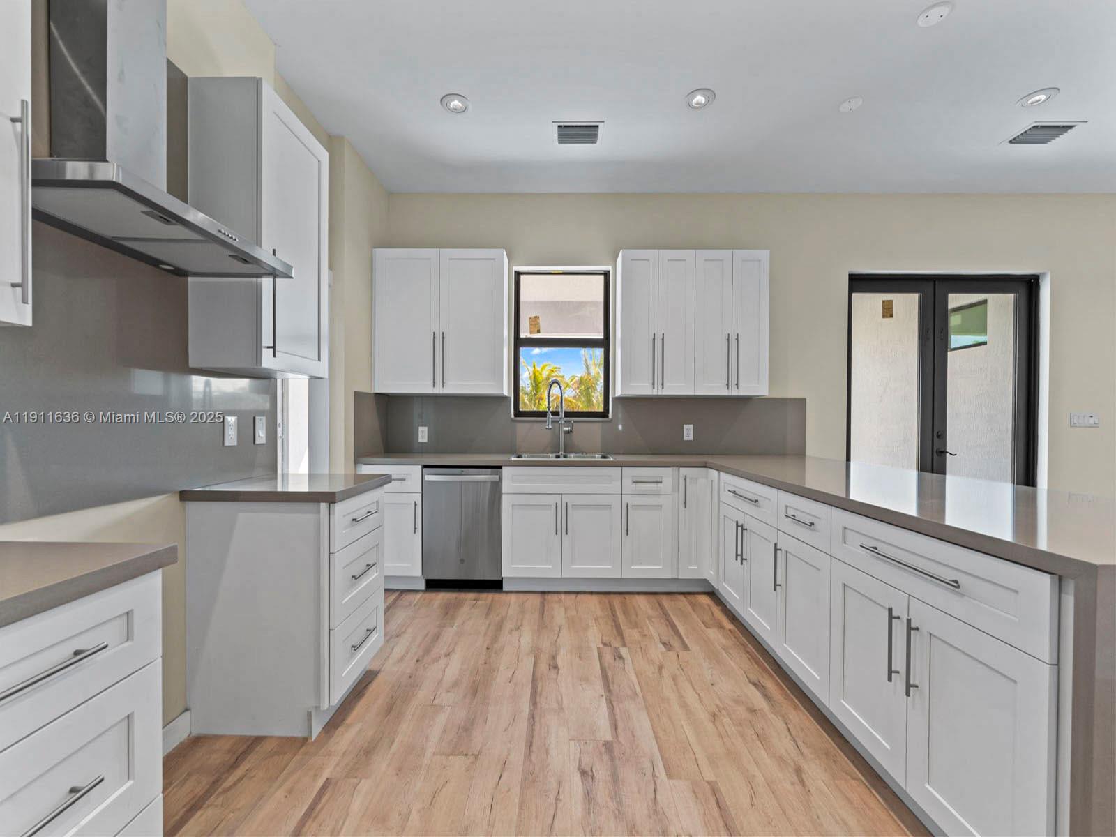 GOULDS ESTATES SEC 1 - Residential