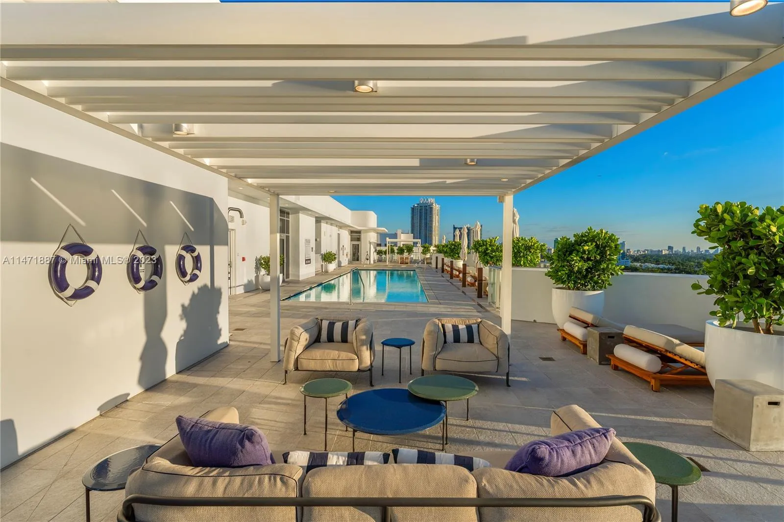 Miami Beach, Florida 33141, United States, 3 Bedrooms Bedrooms, ,4 BathroomsBathrooms,Residential,Active,69524