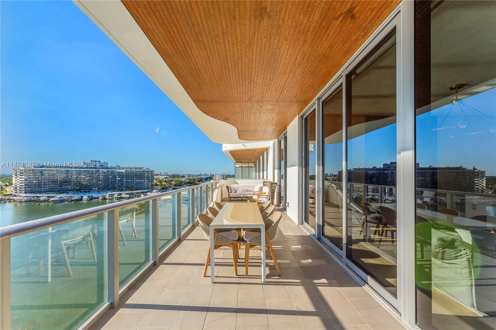 Miami Beach, Florida 33141, United States, 3 Bedrooms Bedrooms, ,4 BathroomsBathrooms,Residential,Active,69524