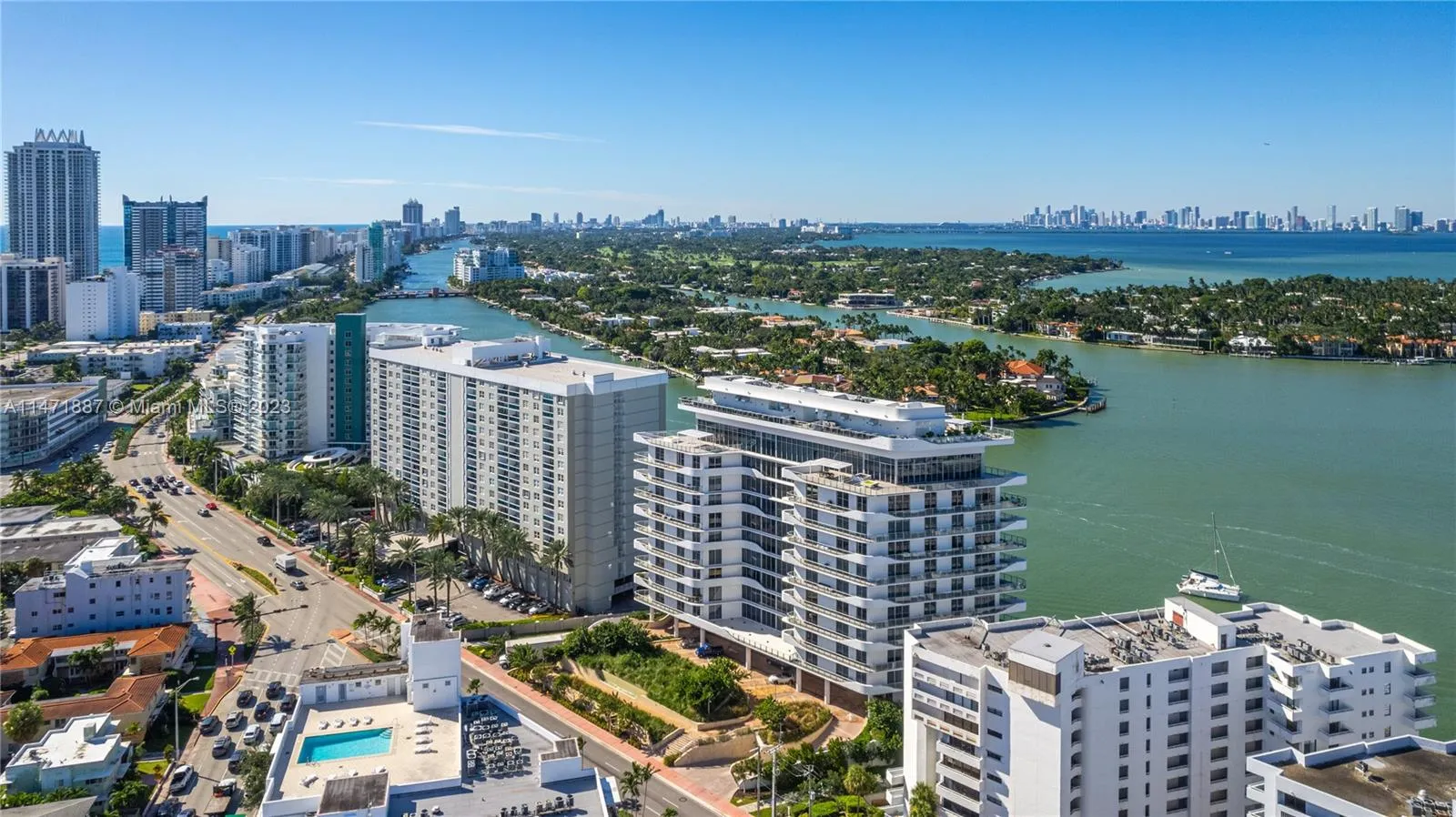 Miami Beach, Florida 33141, United States, 3 Bedrooms Bedrooms, ,4 BathroomsBathrooms,Residential,Active,69524