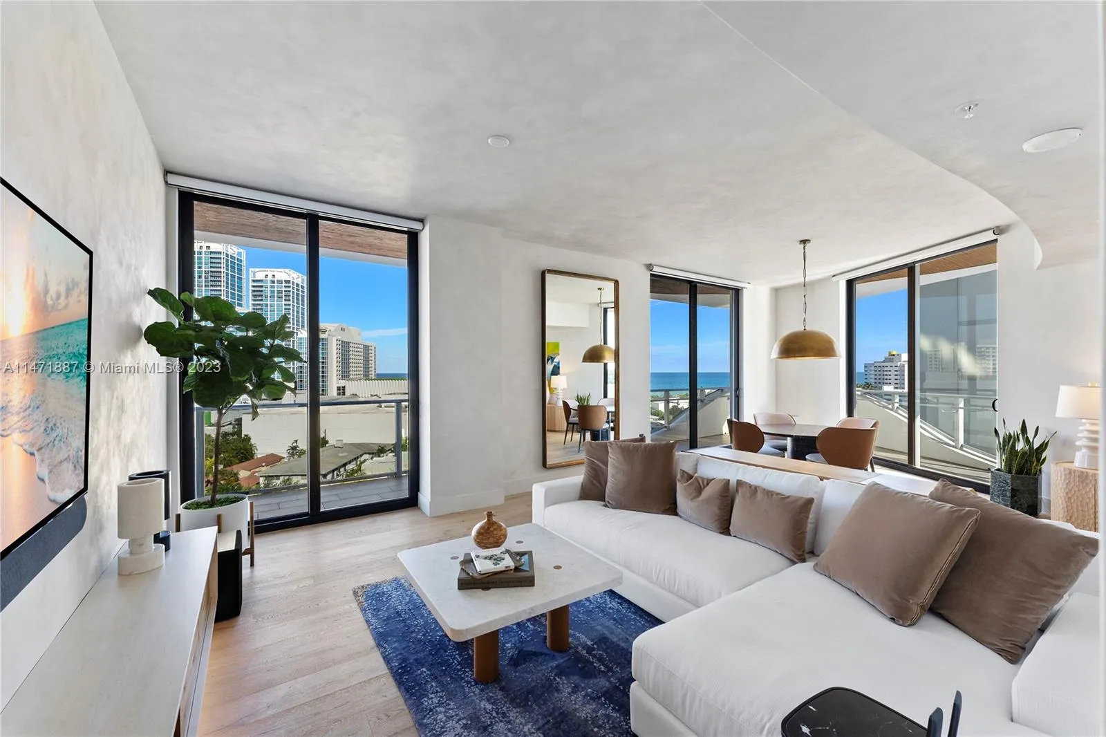 Miami Beach, Florida 33141, United States, 3 Bedrooms Bedrooms, ,4 BathroomsBathrooms,Residential,Active,69524