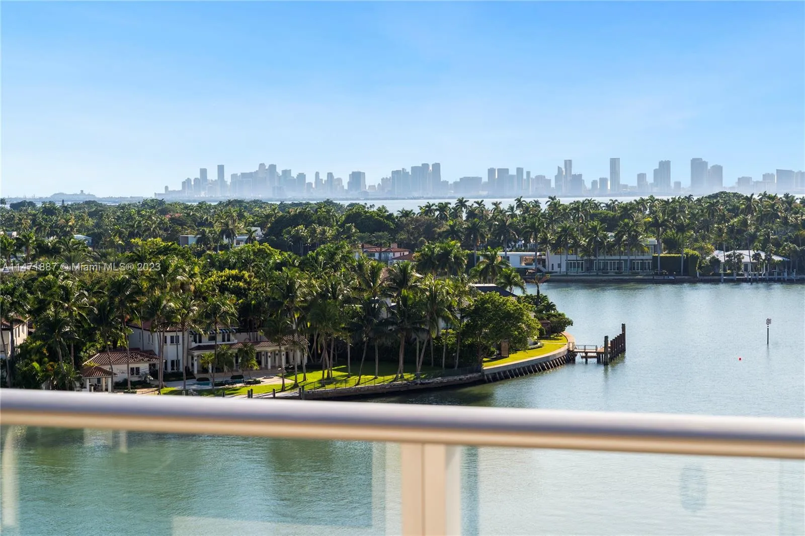 Miami Beach, Florida 33141, United States, 3 Bedrooms Bedrooms, ,4 BathroomsBathrooms,Residential,Active,69524