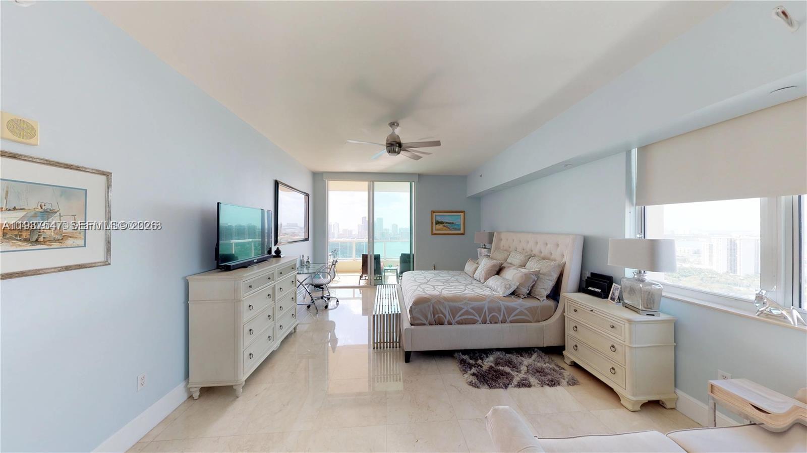 AVENTURA MARINA CONDO NUM - Residential