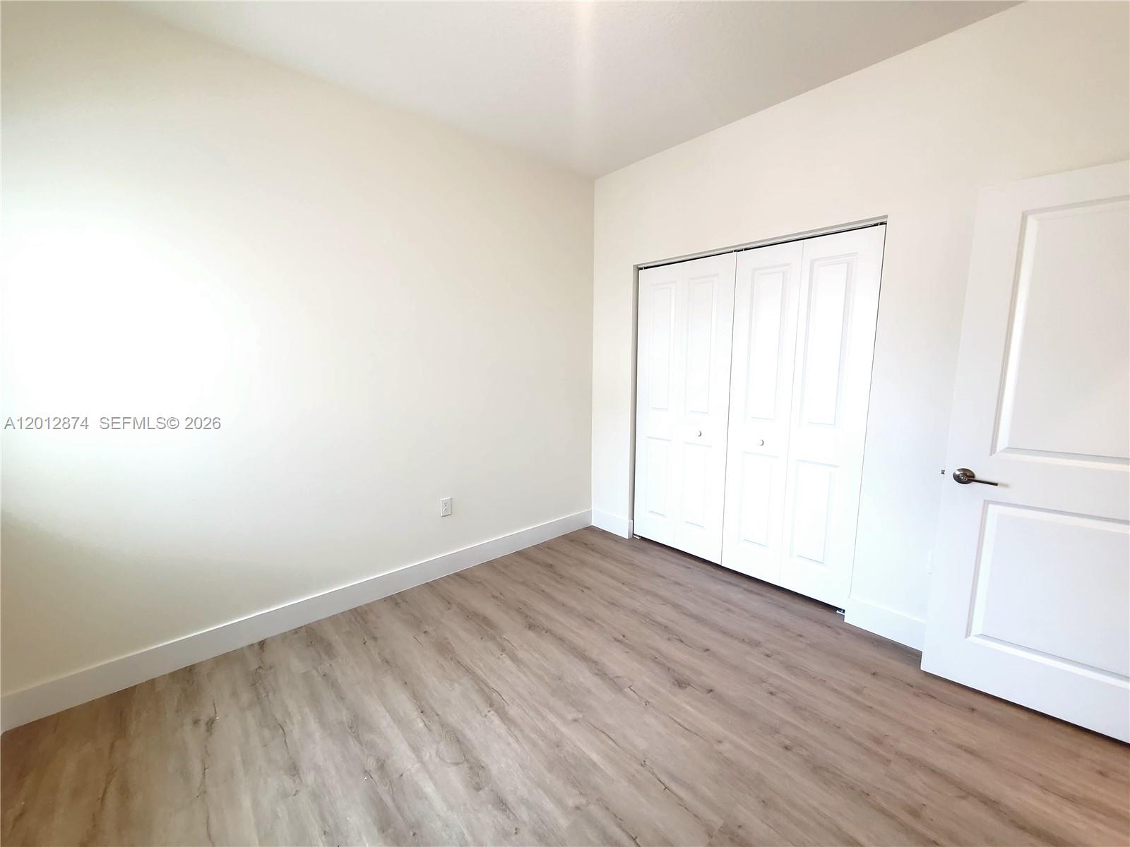 DOWNTOWN DORAL SOUTH PHAS - Residential
