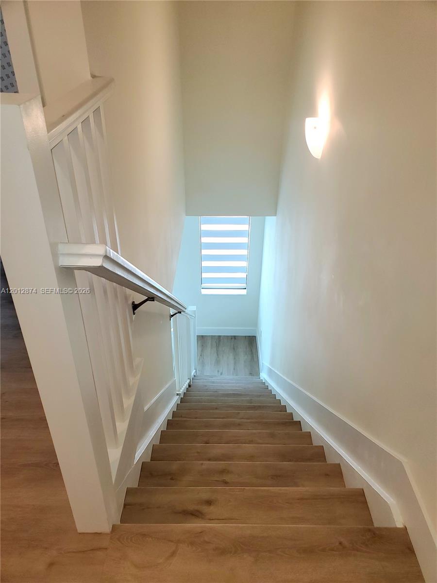 DOWNTOWN DORAL SOUTH PHAS - Residential