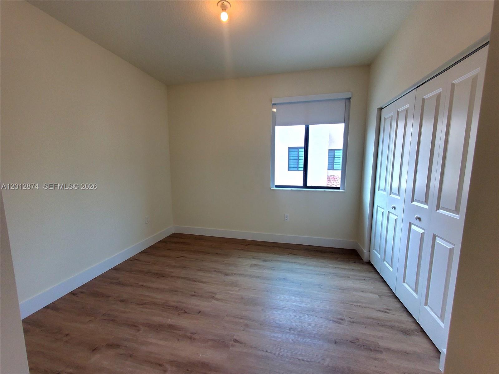 DOWNTOWN DORAL SOUTH PHAS - Residential