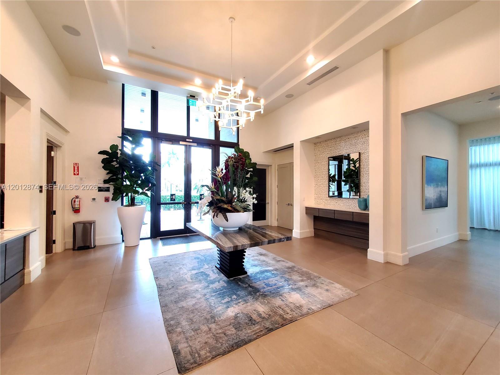 DOWNTOWN DORAL SOUTH PHAS - Residential