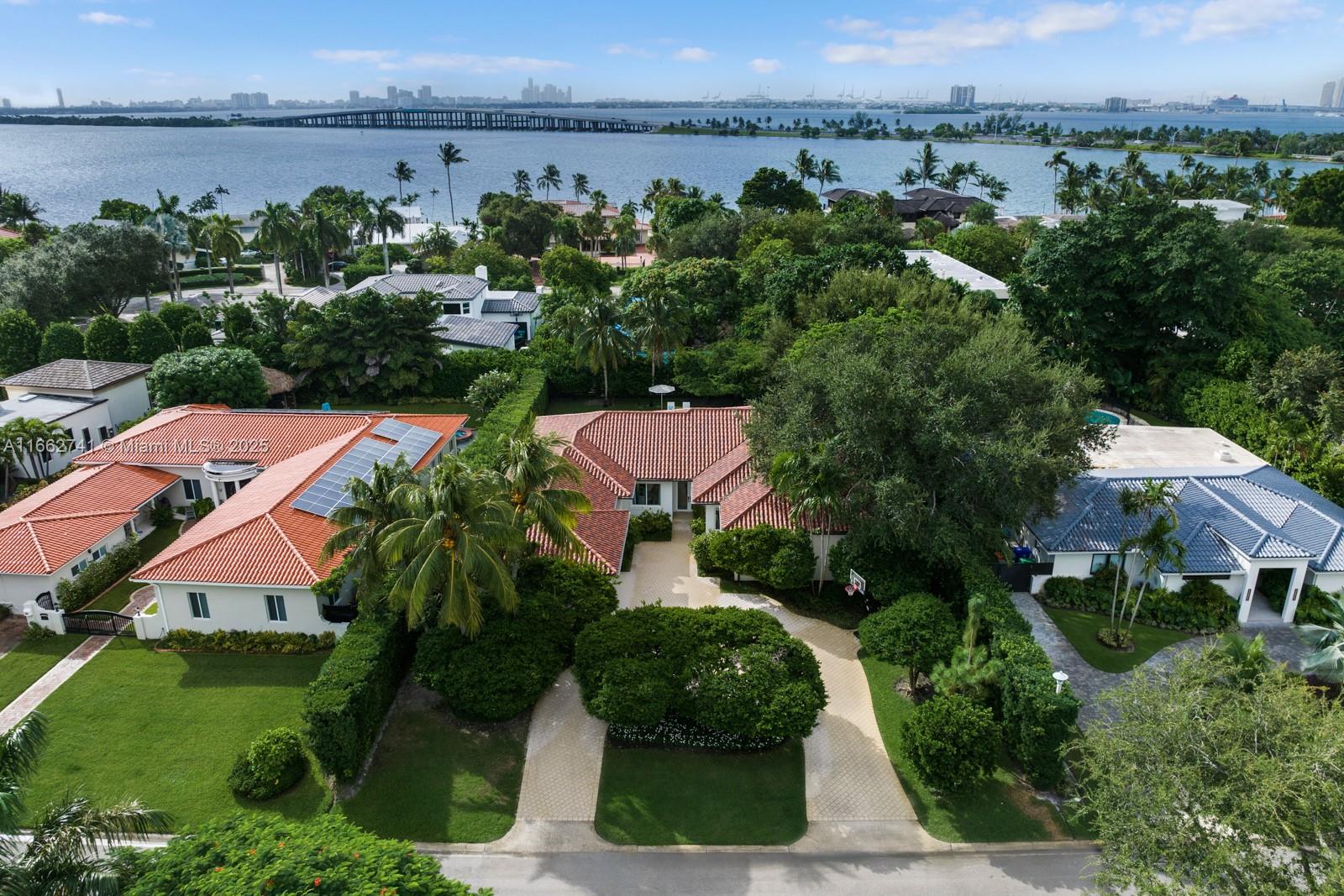 BAY POINT - Residential