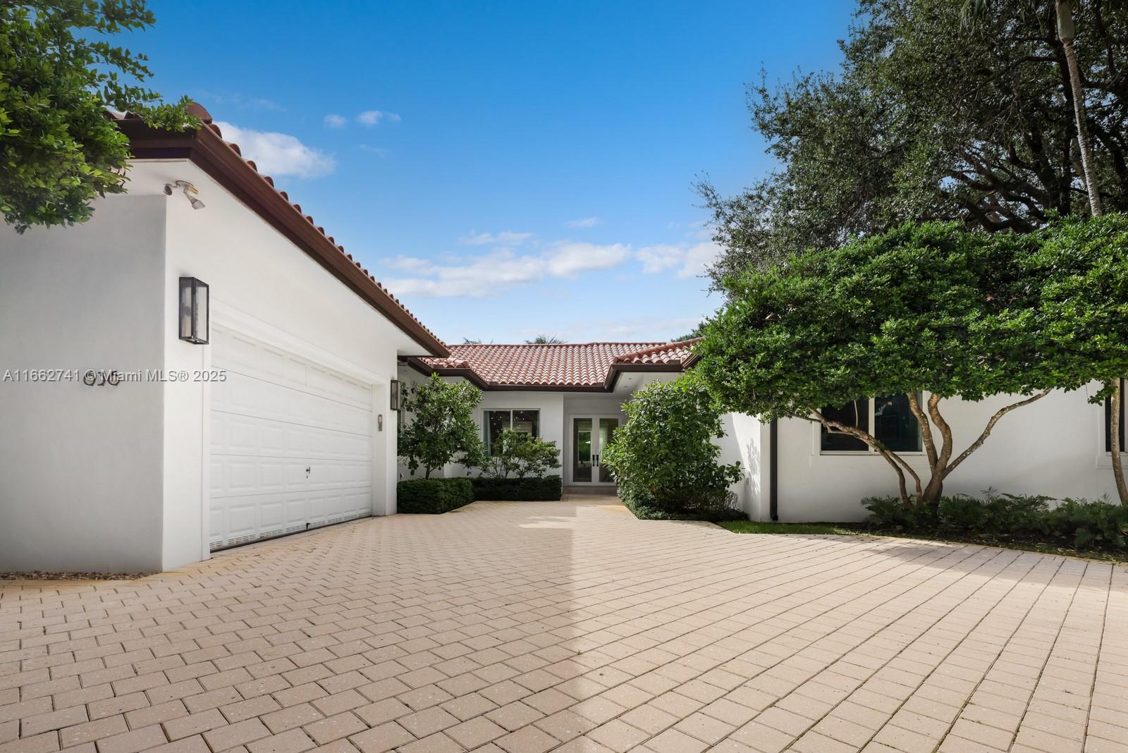 636 Melaleuca Ln