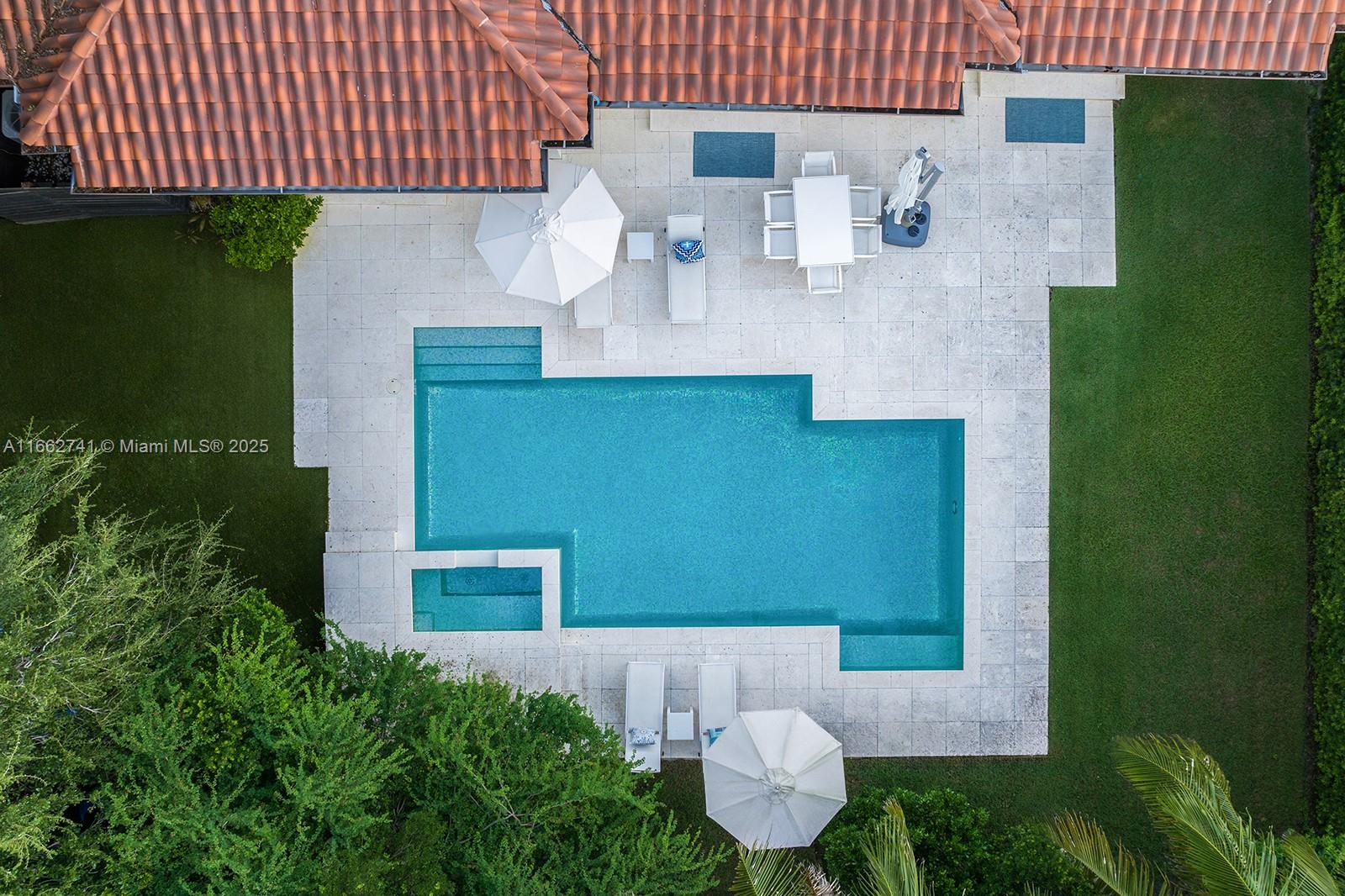 636 Melaleuca Ln