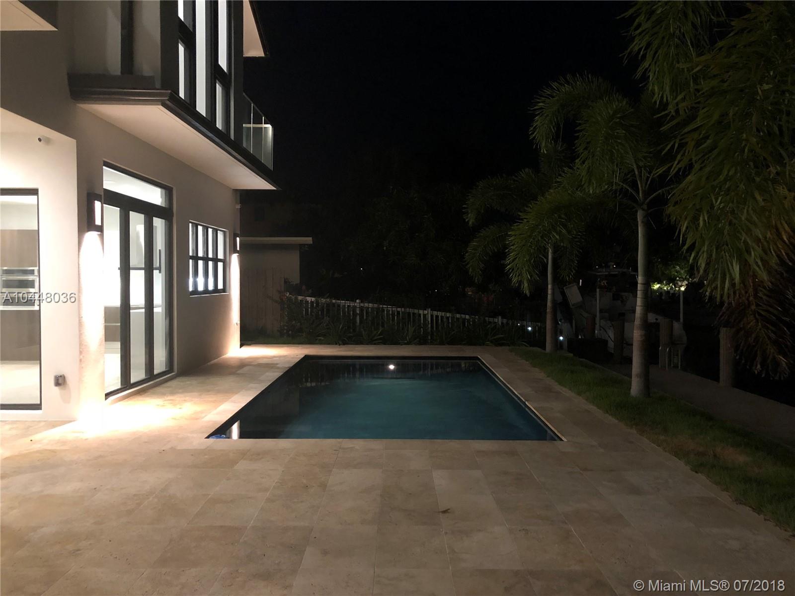 CORAL KEY VILLAS 5TH SEC - Residential