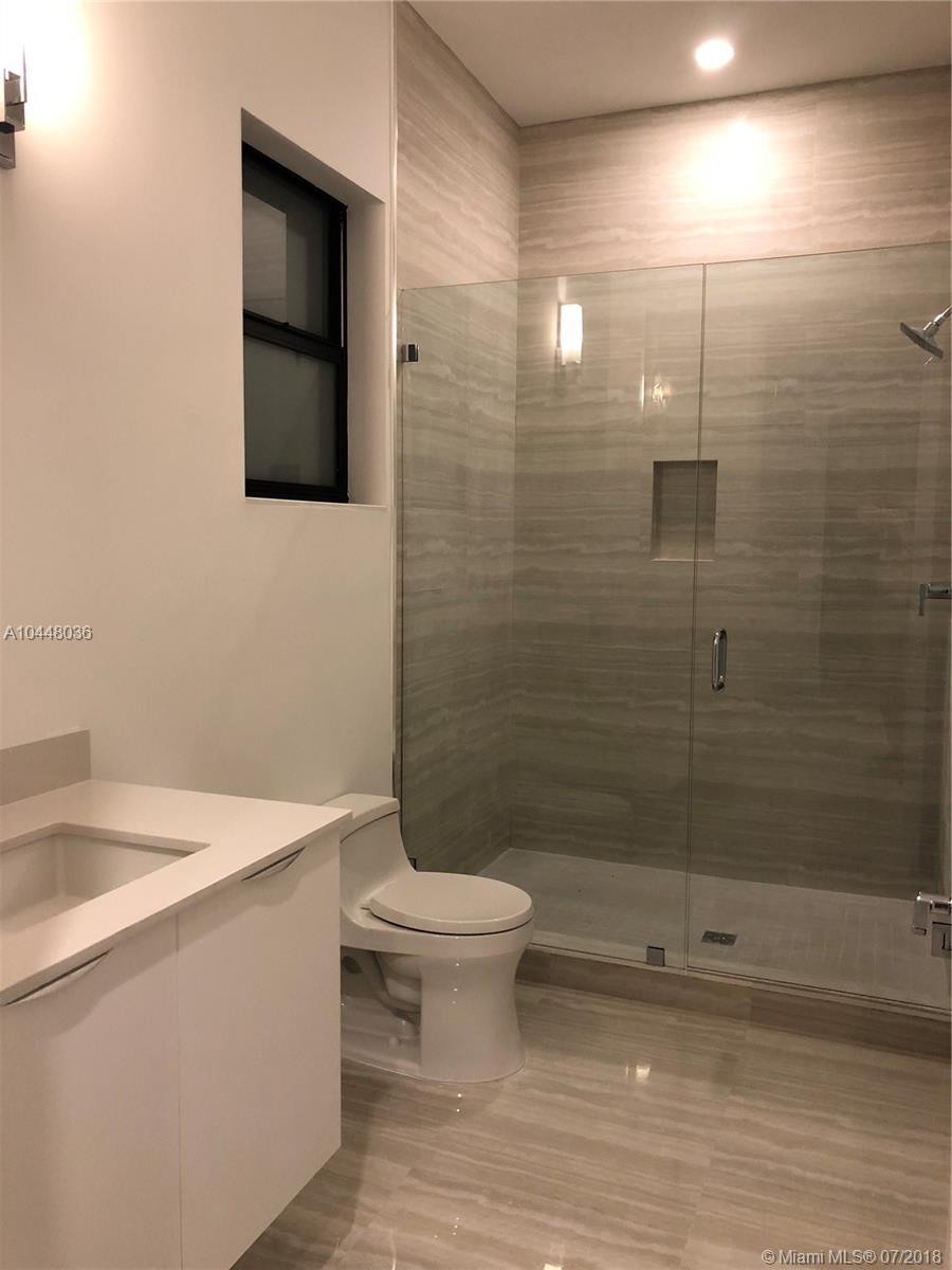 CORAL KEY VILLAS 5TH SEC - Residential