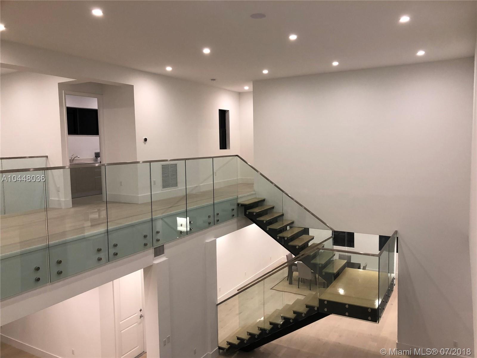 CORAL KEY VILLAS 5TH SEC - Residential