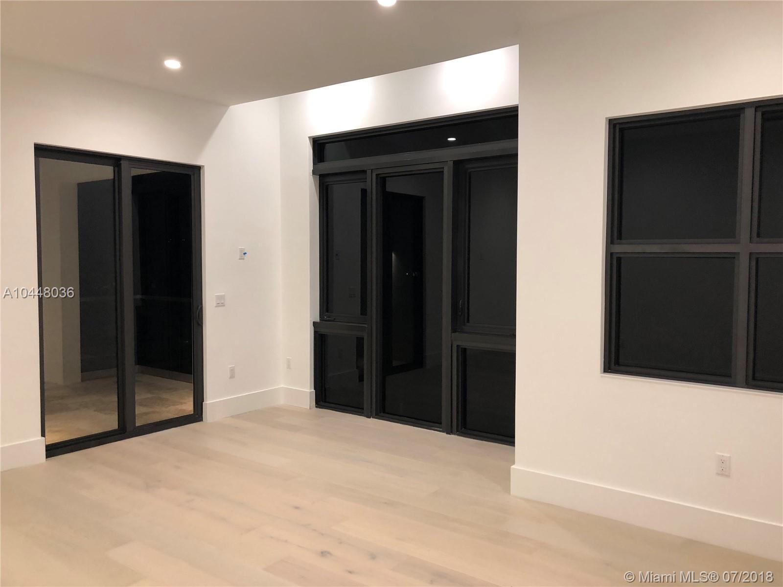 CORAL KEY VILLAS 5TH SEC - Residential