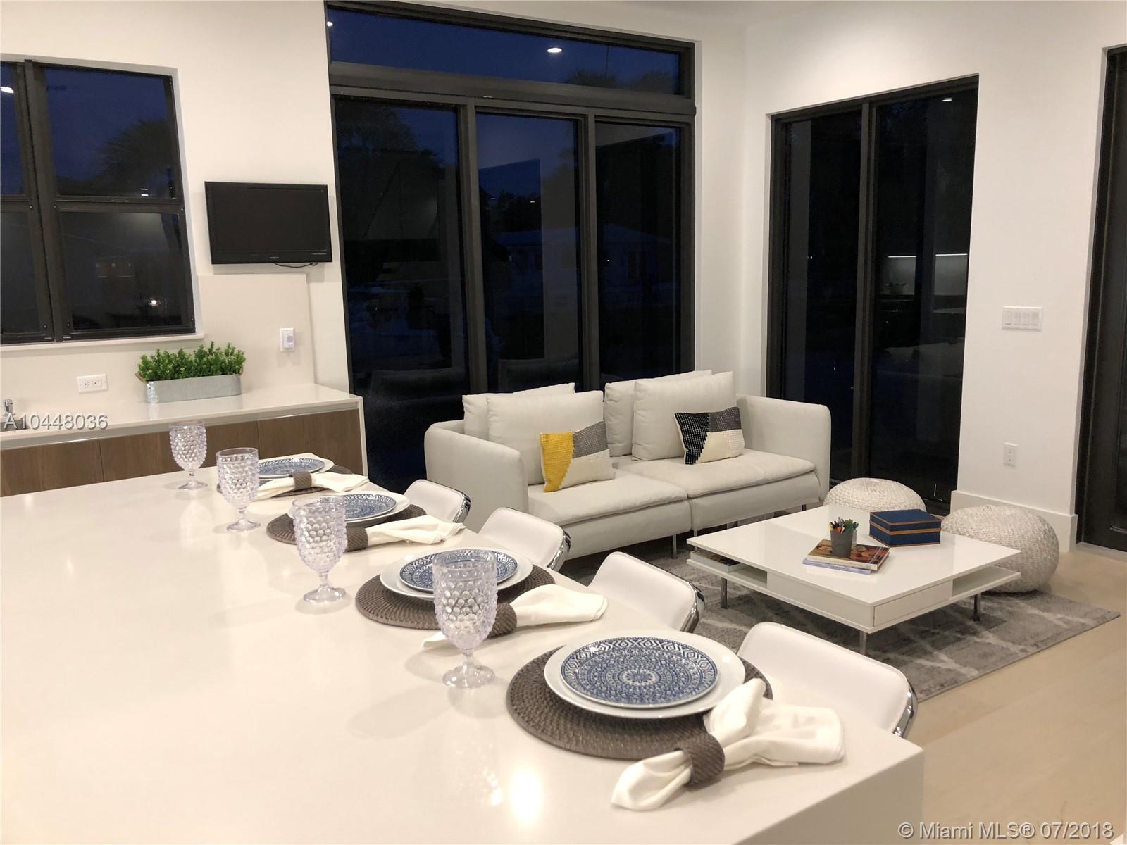 CORAL KEY VILLAS 5TH SEC - Residential