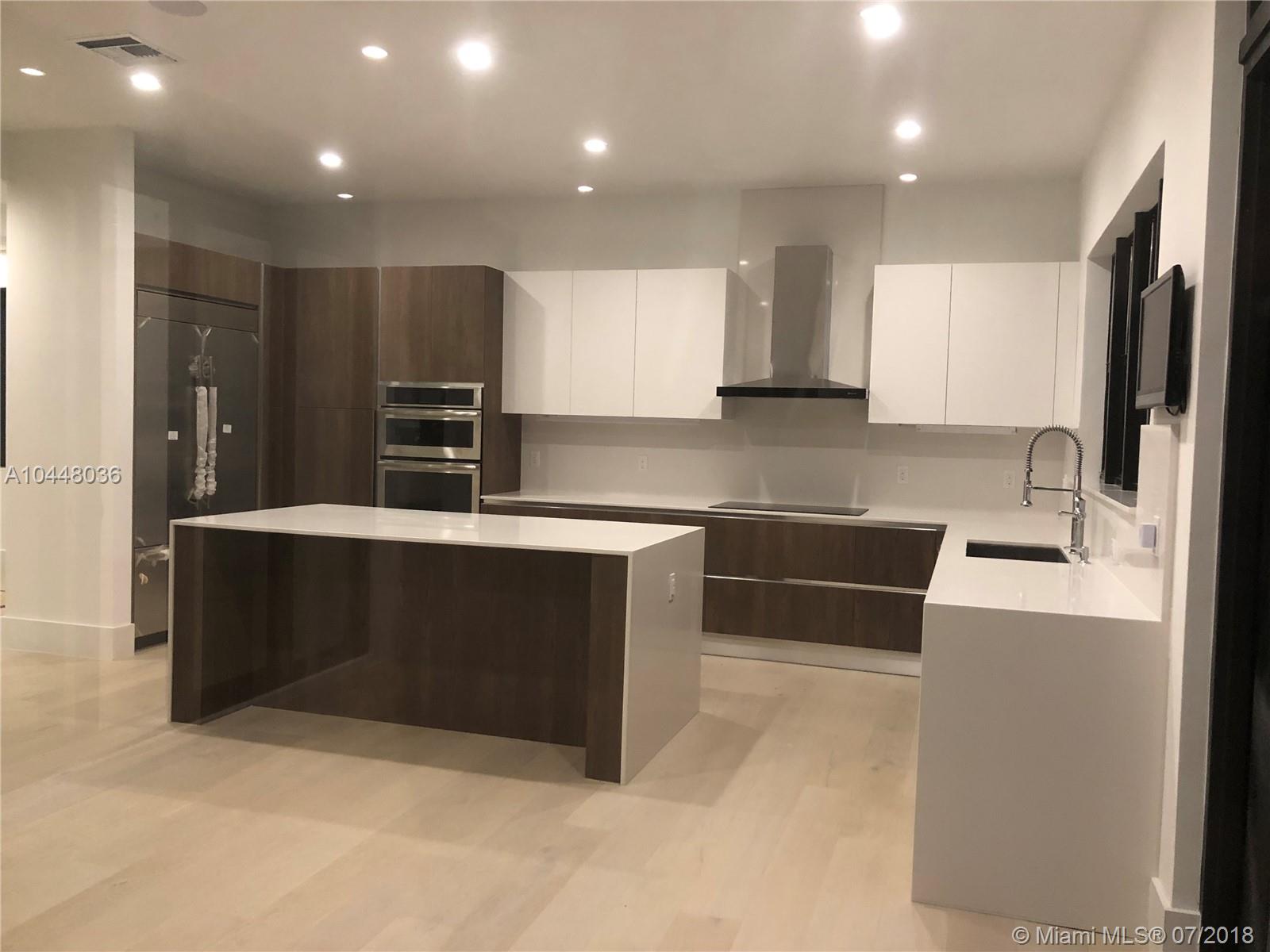 CORAL KEY VILLAS 5TH SEC - Residential