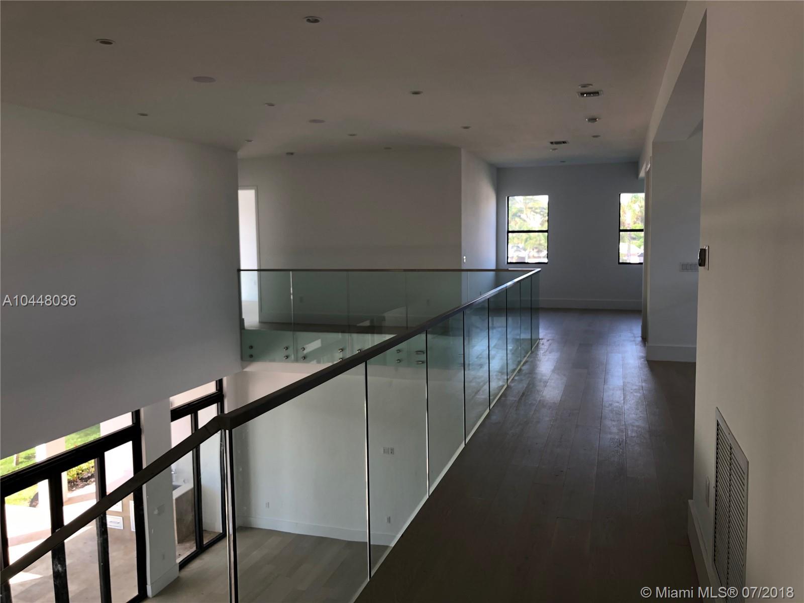 CORAL KEY VILLAS 5TH SEC - Residential