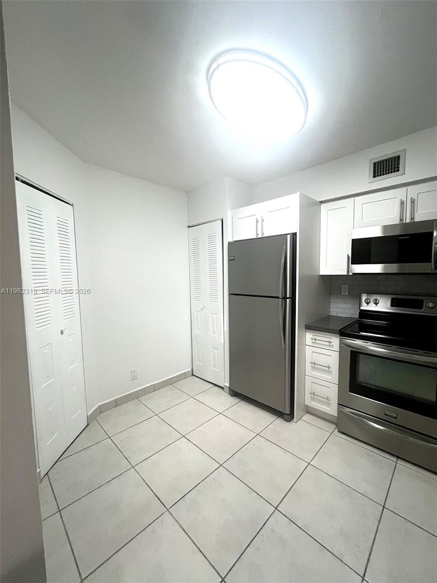 PARC VISTA CONDO - Residential Lease