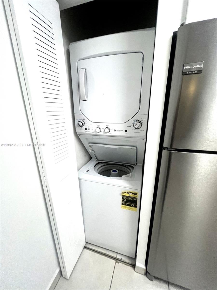 PARC VISTA CONDO - Residential Lease