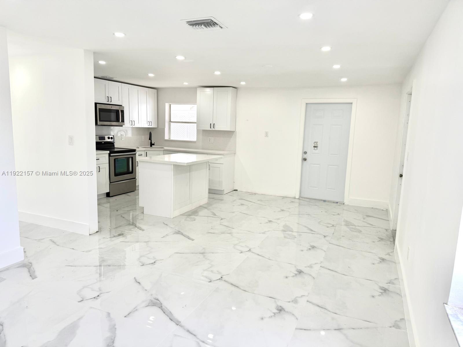 ESSEX VILLAGE 1ST ADDN - Residential