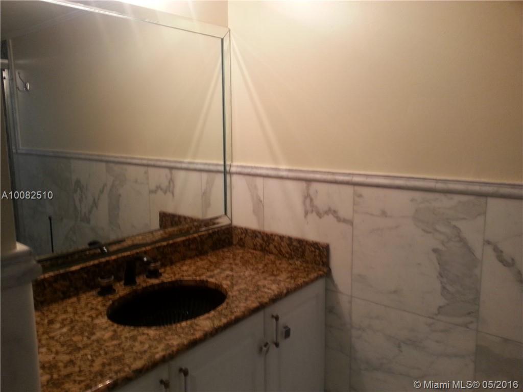 Villa Doral Condo - Residential Lease