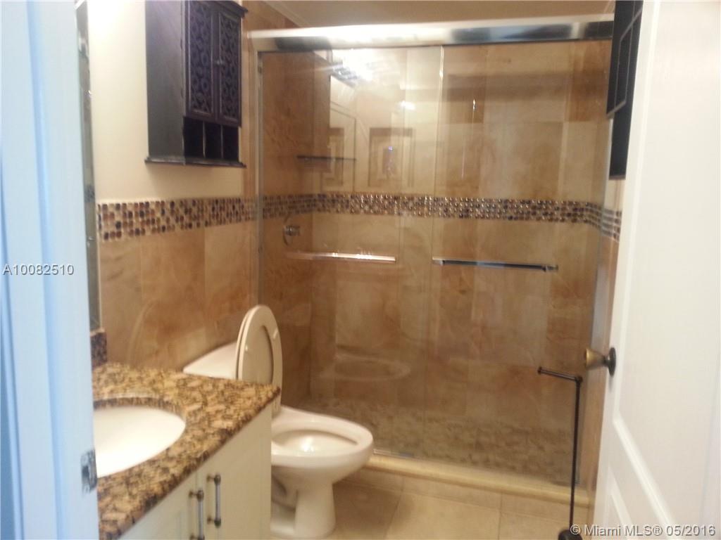 Villa Doral Condo - Residential Lease