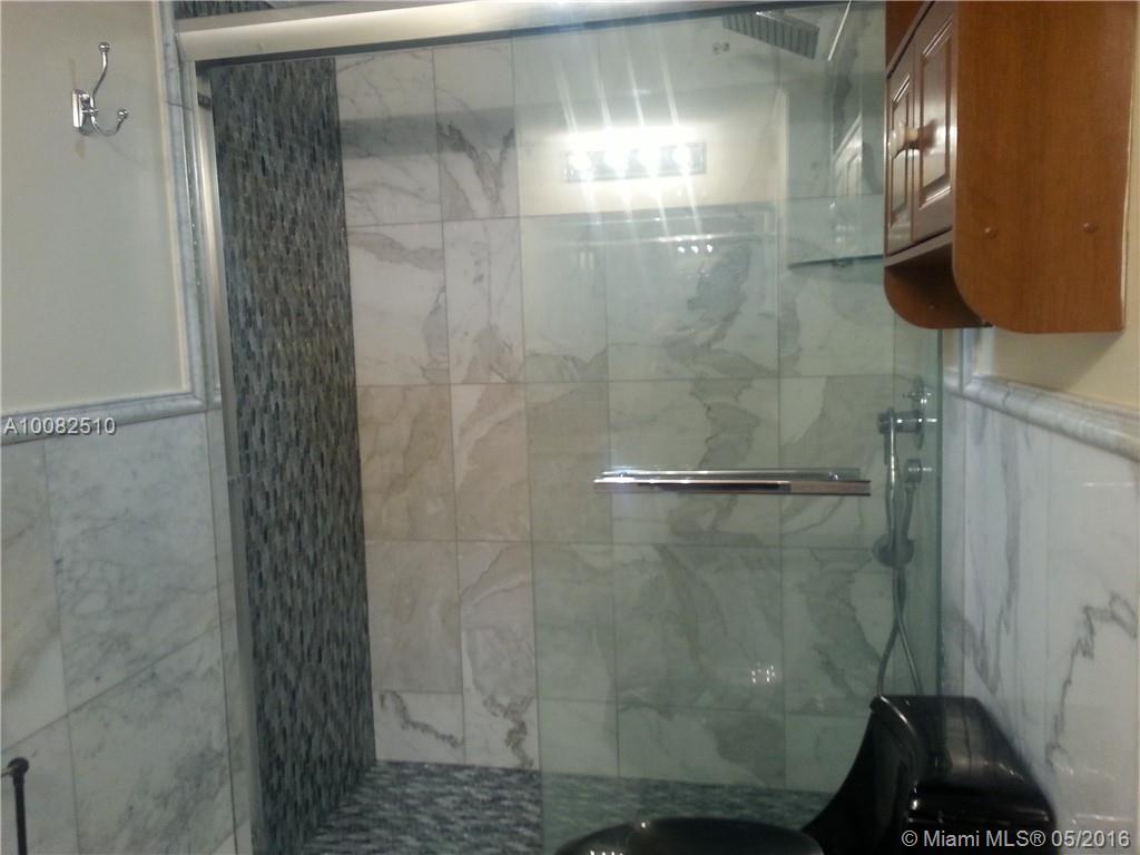 Villa Doral Condo - Residential Lease