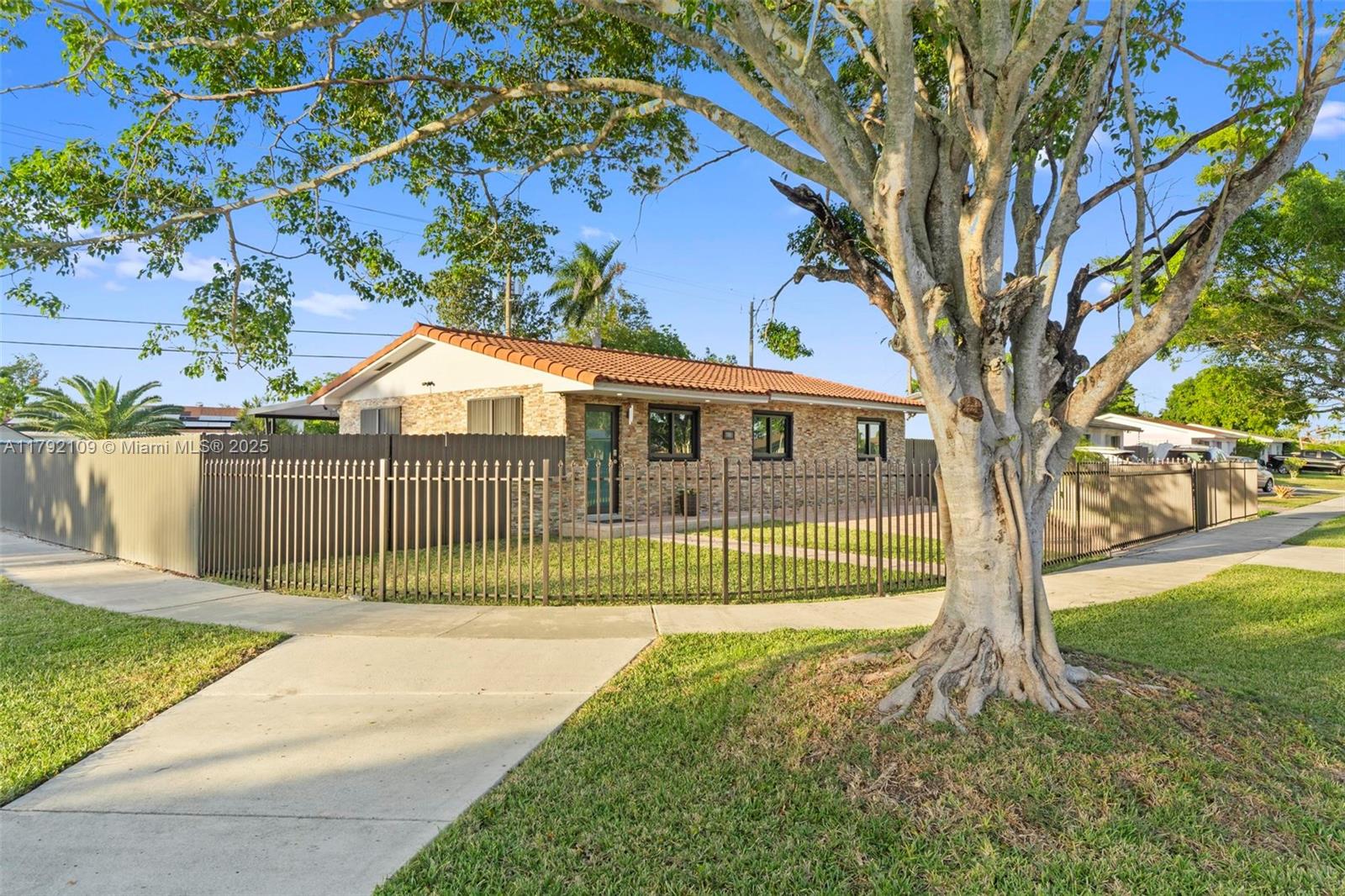 11981 SW 178th Ter