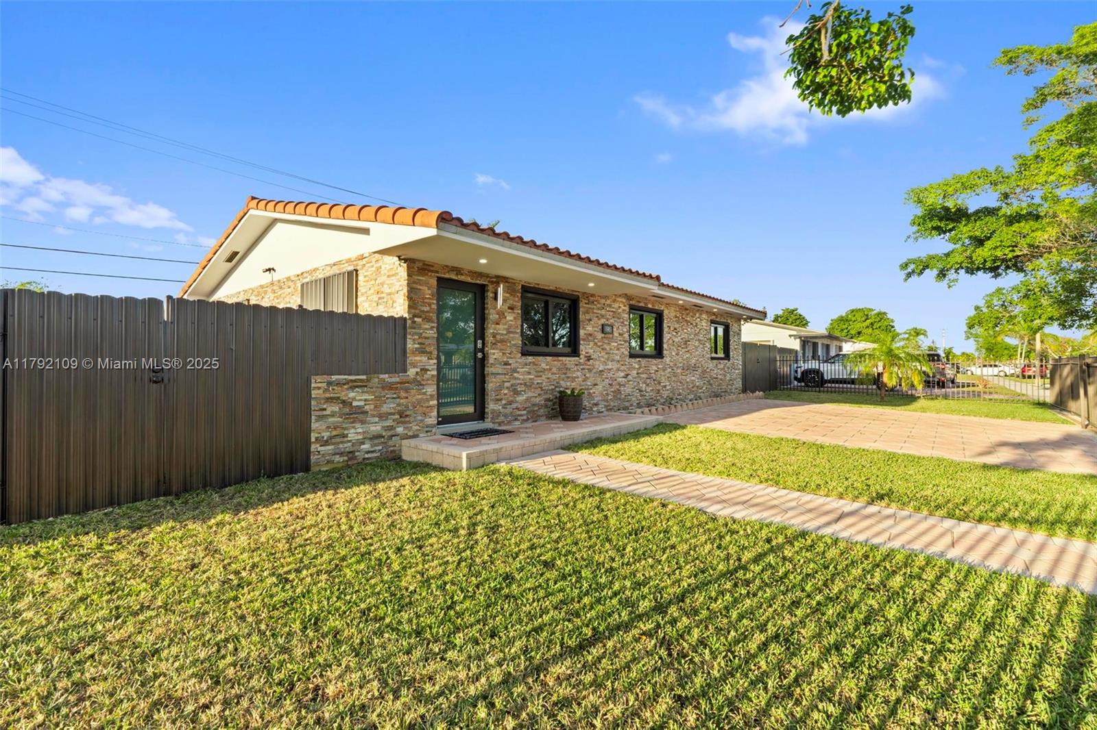 11981 SW 178th Ter